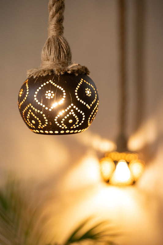 Vilakku Coconut Shell Lamp