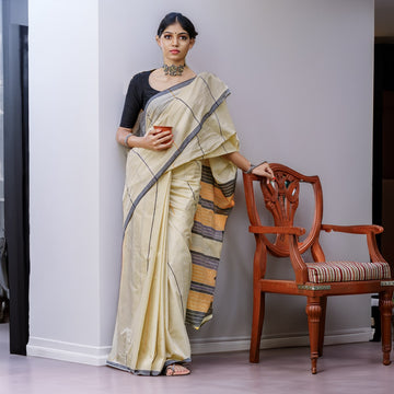 Olanjali Saree